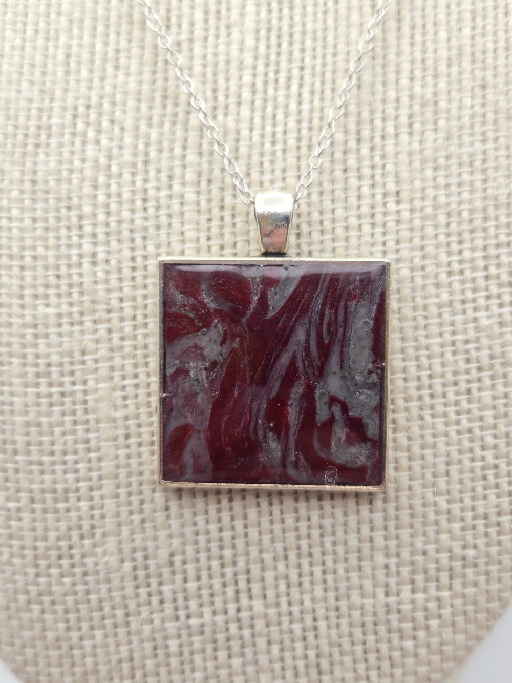 #314- Marbled Burgundy Square Pendant Necklace - Women Jewelry - Picture 2 of 2
